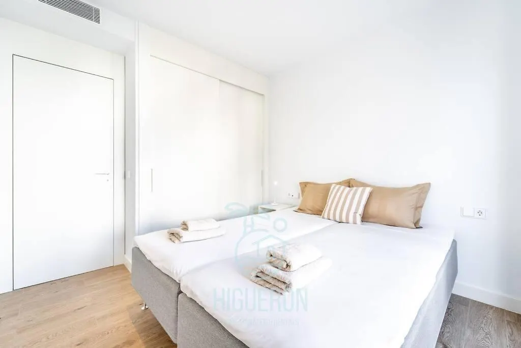 מאלגה Higueronrentals Golden Sunrise דירה