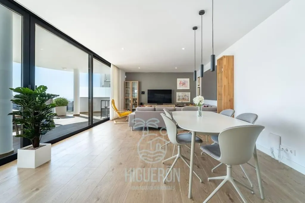 Higueronrentals Golden Sunrise Malaga Apartment